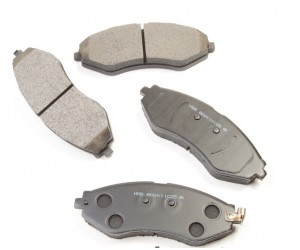 Колодки тормозные передние Лачетти + сигнализаторы