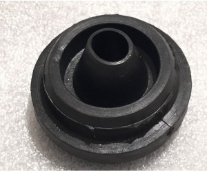 Подушка радиатора нижняя Ланос Авео Лачетти 